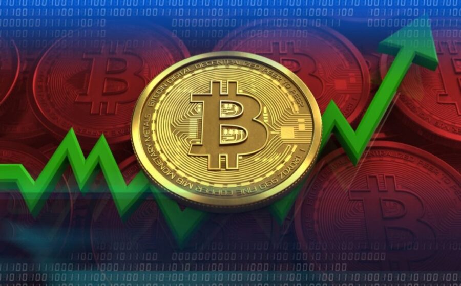 Bitcoin tăng đột biến lên đỉnh 8.700 USD