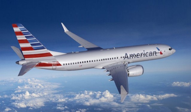 Một máy bay của American Airlines phải tuyên bố tình trạng khẩn cấp sau khi động cơ tắt máy, hạ cánh an toàn